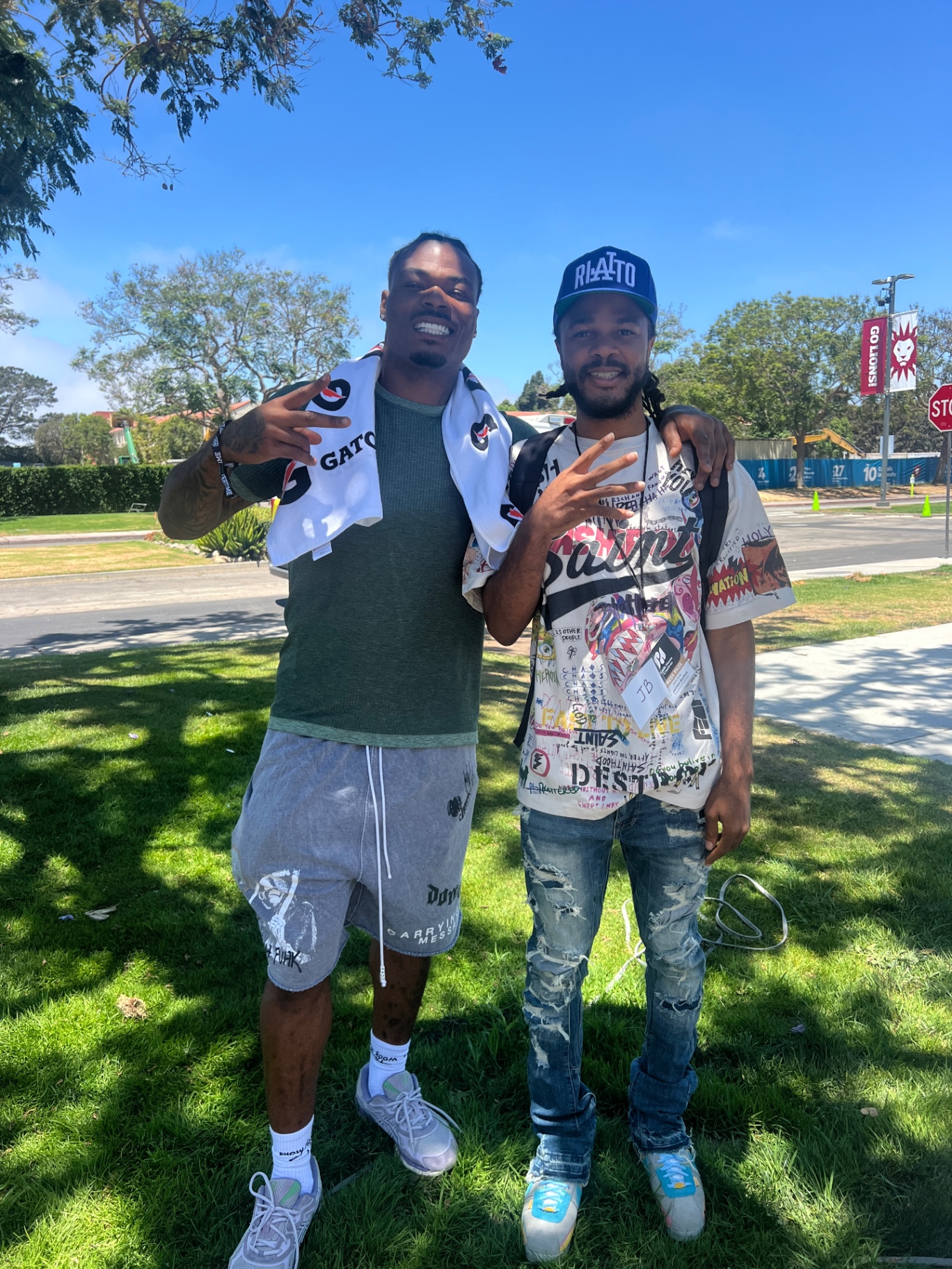 Pros pull up. The Connect runs deep.